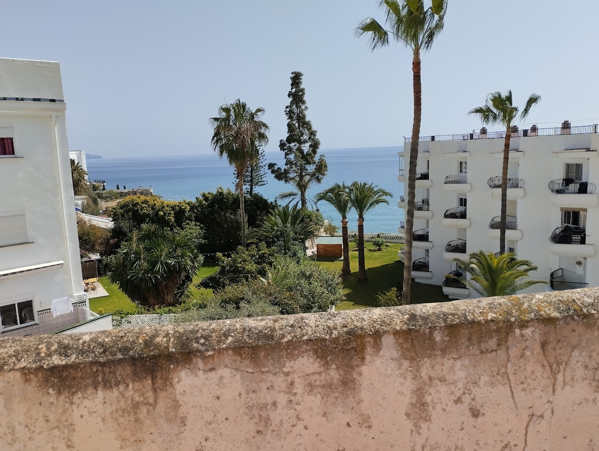 APARTAMENTO JUNTO AL BALCON DE EUROPA Y PLAYA TORRECILLA