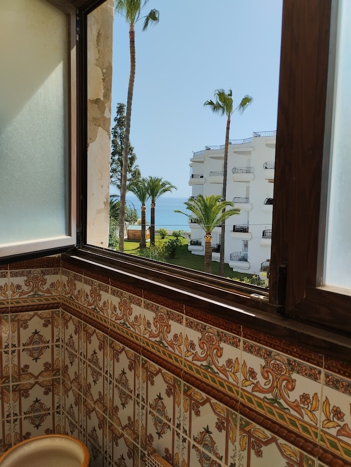 APARTAMENTO JUNTO AL BALCON DE EUROPA Y PLAYA TORRECILLA