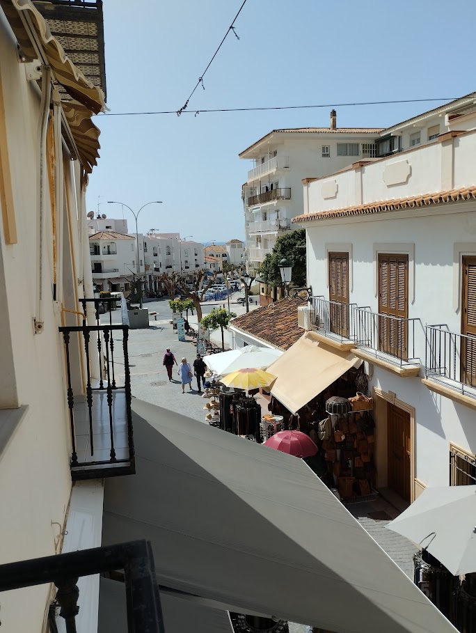 APARTAMENTO JUNTO AL BALCON DE EUROPA Y PLAYA TORRECILLA